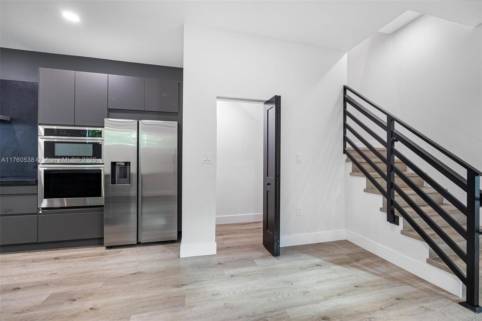 Real estate property located at 533 52nd St #533, Miami-dade, Railway Shops Addn 2nd Am, Miami, FL