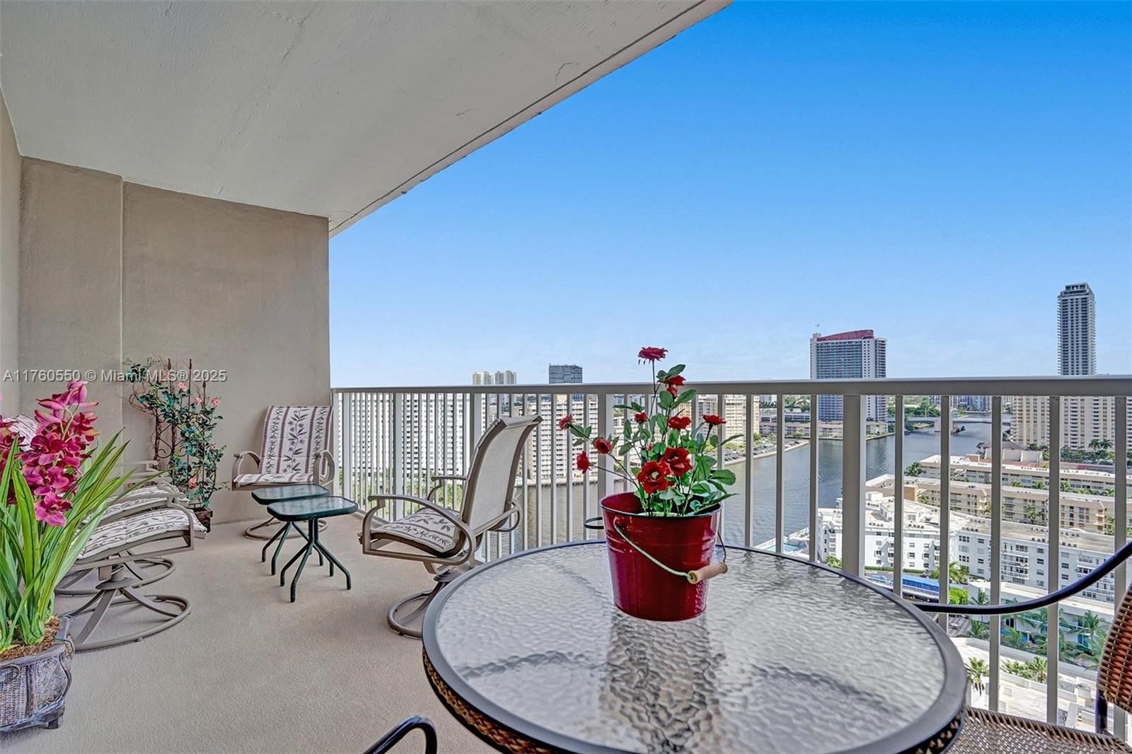 Real estate property located at 1965 Ocean Dr #18J, Broward, Hemispheres Condo, Hallandale Beach, FL