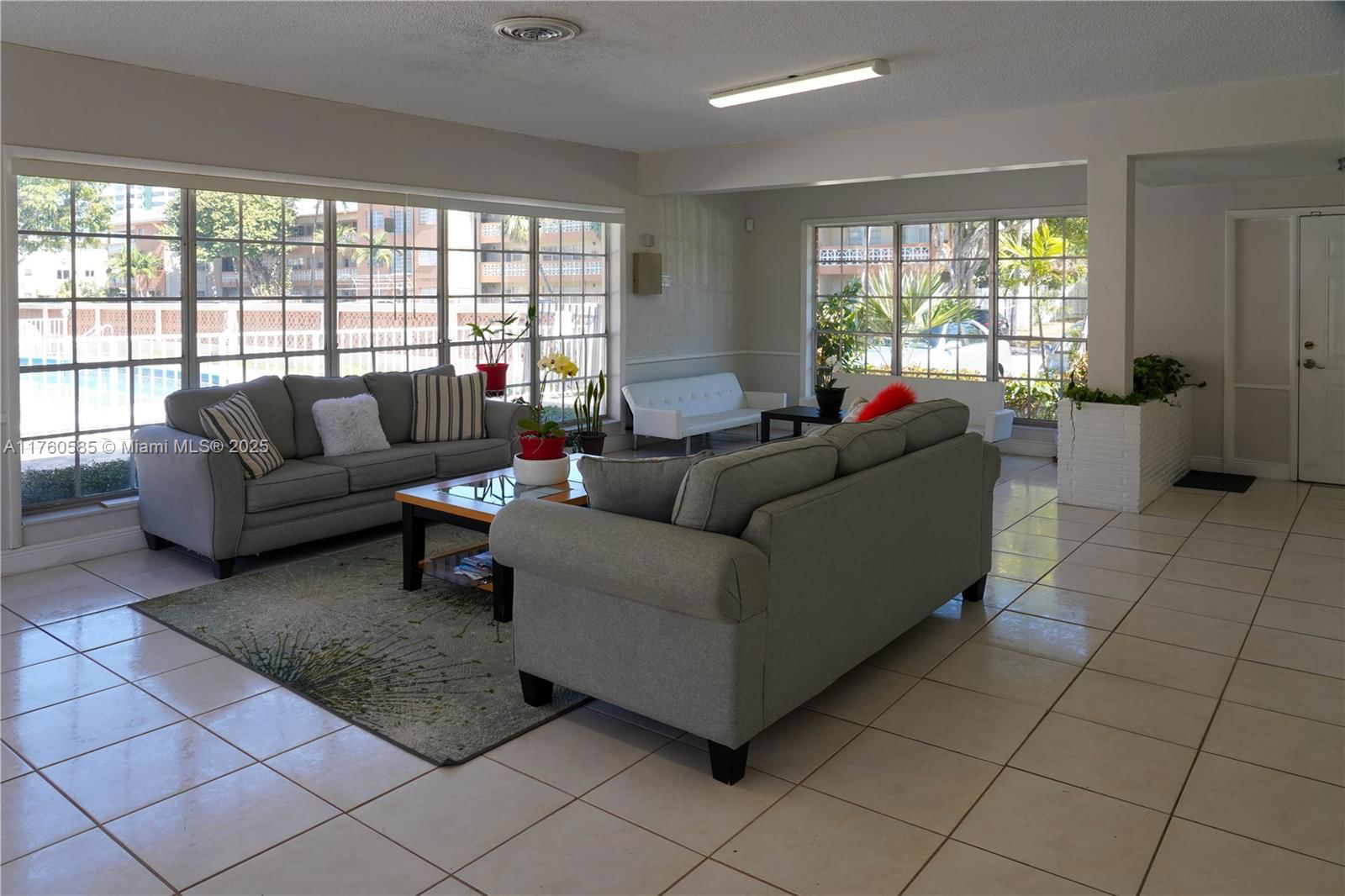 Real estate property located at 11855 19th Dr #47, Miami-dade, Sutton House Condo, North Miami, FL