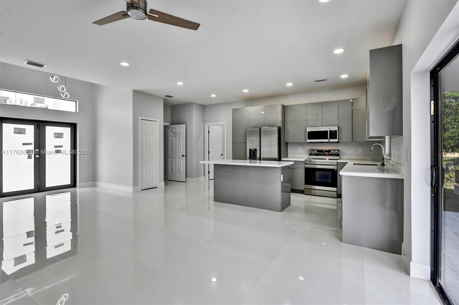 Real estate property located at 105 14th ST, Lee, Lehigh Acres, Lehigh Acres, FL