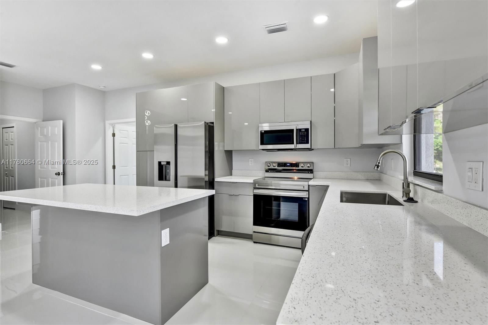 Real estate property located at 105 14th ST, Lee, Lehigh Acres, Lehigh Acres, FL
