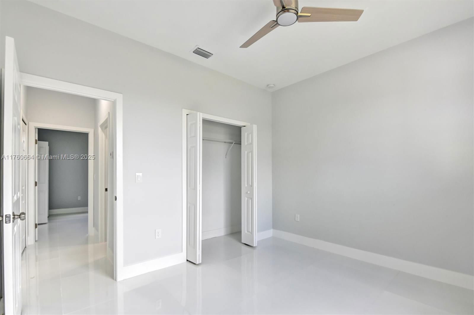 Real estate property located at 105 14th ST, Lee, Lehigh Acres, Lehigh Acres, FL