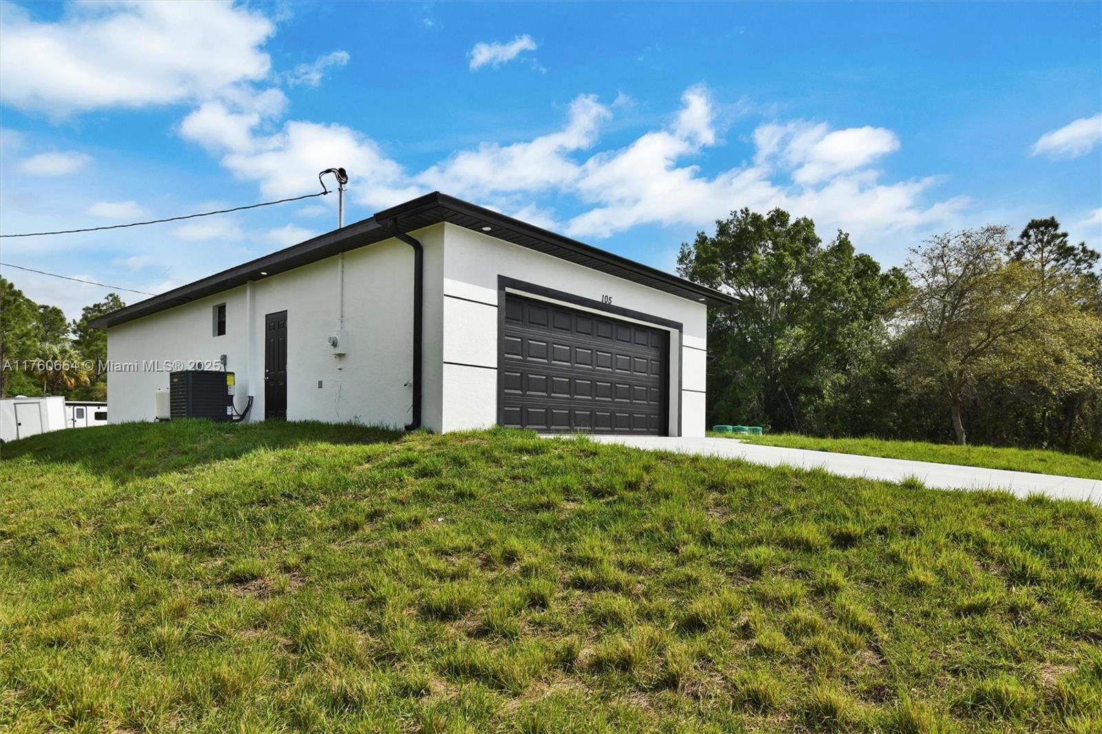 Real estate property located at 105 14th ST, Lee, Lehigh Acres, Lehigh Acres, FL