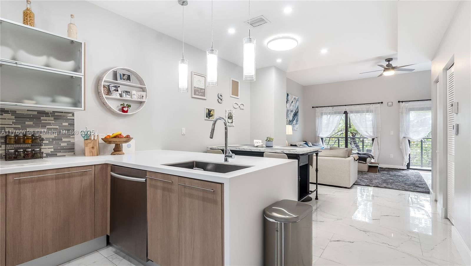 Real estate property located at 466 1st Cir, Broward, Koi Plat, Pompano Beach, FL