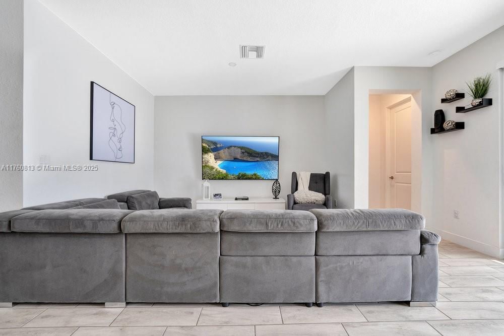Real estate property located at 23381 107th Pl, Miami-dade, Mc Residential, Homestead, FL