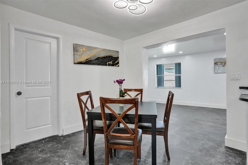 Real estate property located at 6761 Miramar Pkwy, Broward, Miramar Sec 3, Miramar, FL