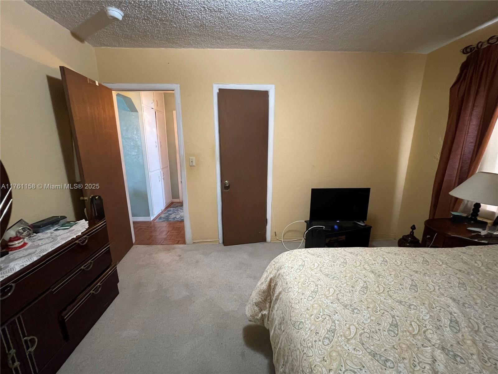 Real estate property located at 8437 24th Ct, Miami-dade, Bertha Park, Miami, FL