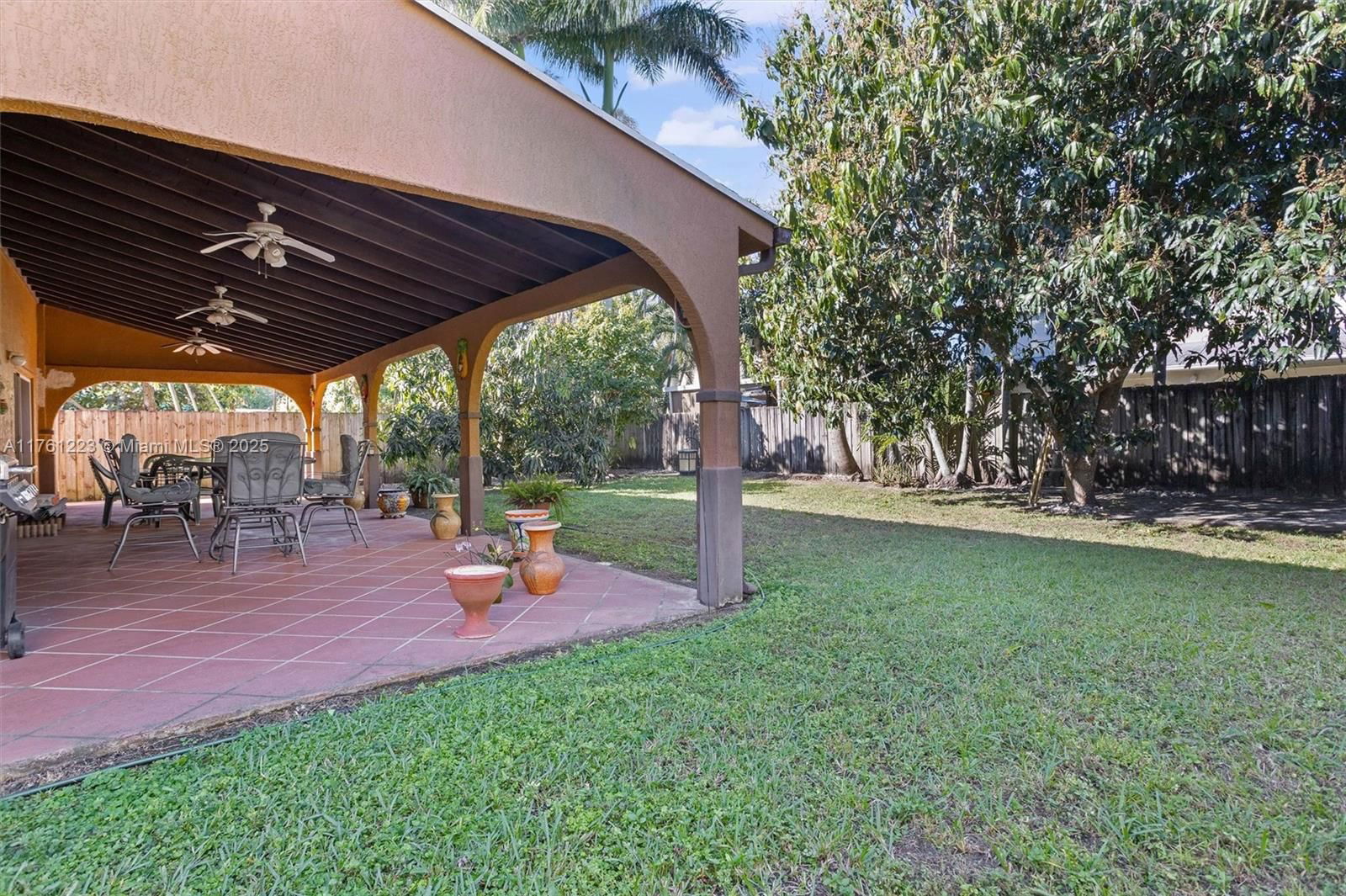 Real estate property located at 18124 154th Ave, Miami-dade, Majestic Estates 1st Addn, Miami, FL