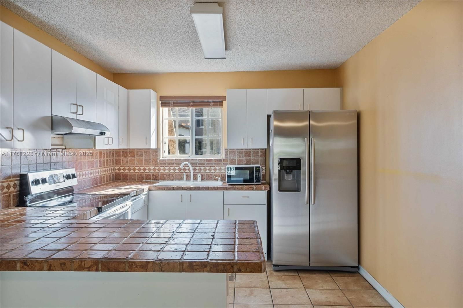 Real estate property located at 18124 154th Ave, Miami-dade, Majestic Estates 1st Addn, Miami, FL