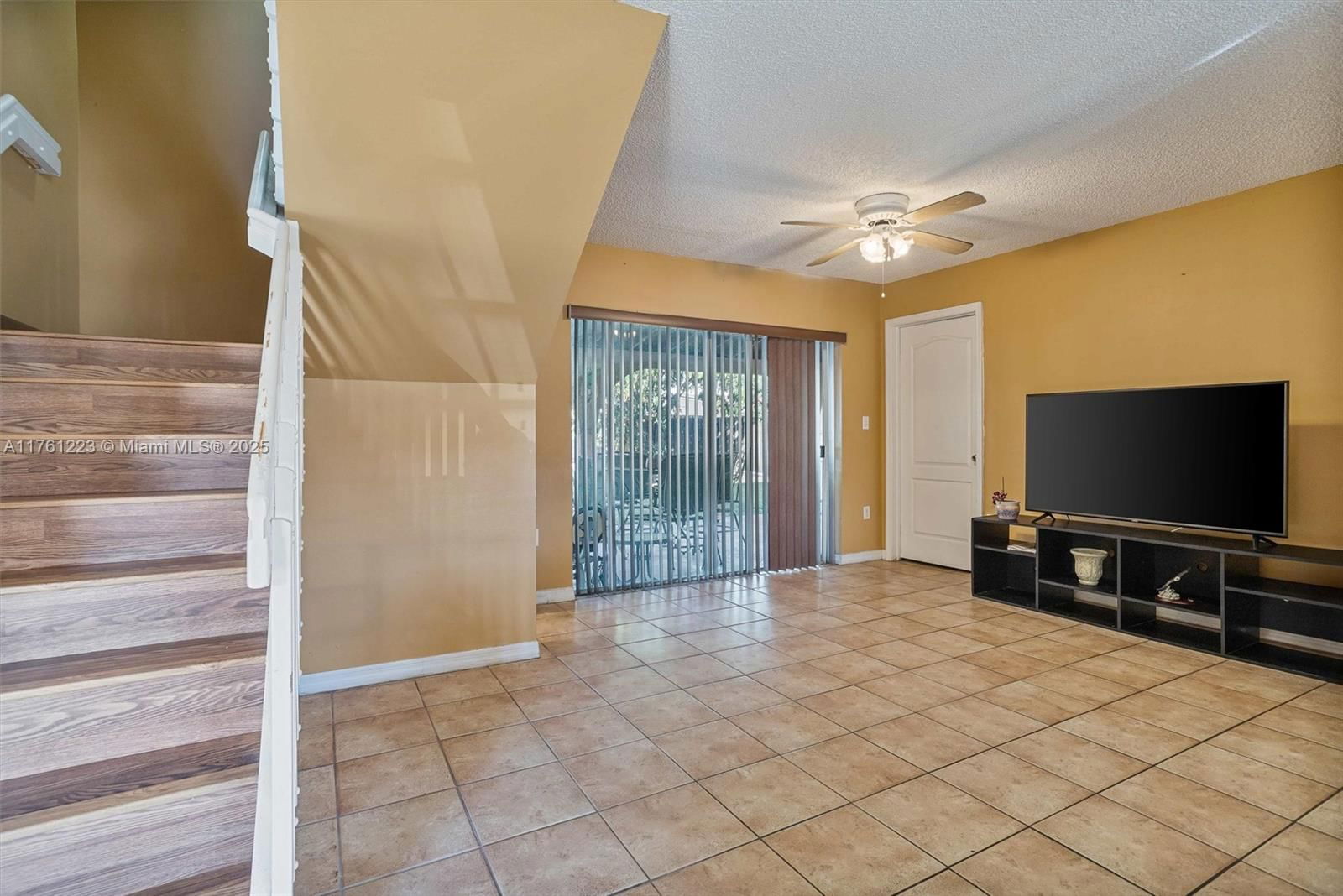 Real estate property located at 18124 154th Ave, Miami-dade, Majestic Estates 1st Addn, Miami, FL