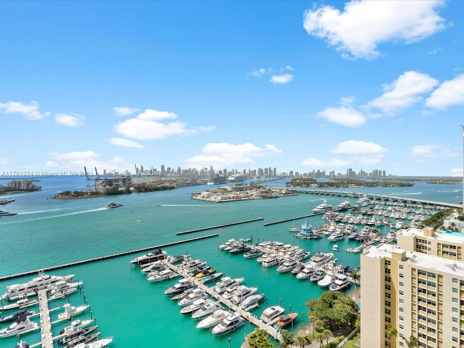 Real estate property located at 90 Alton Rd #2406, Miami-dade, Yacht Club At Portofino C, Miami Beach, FL