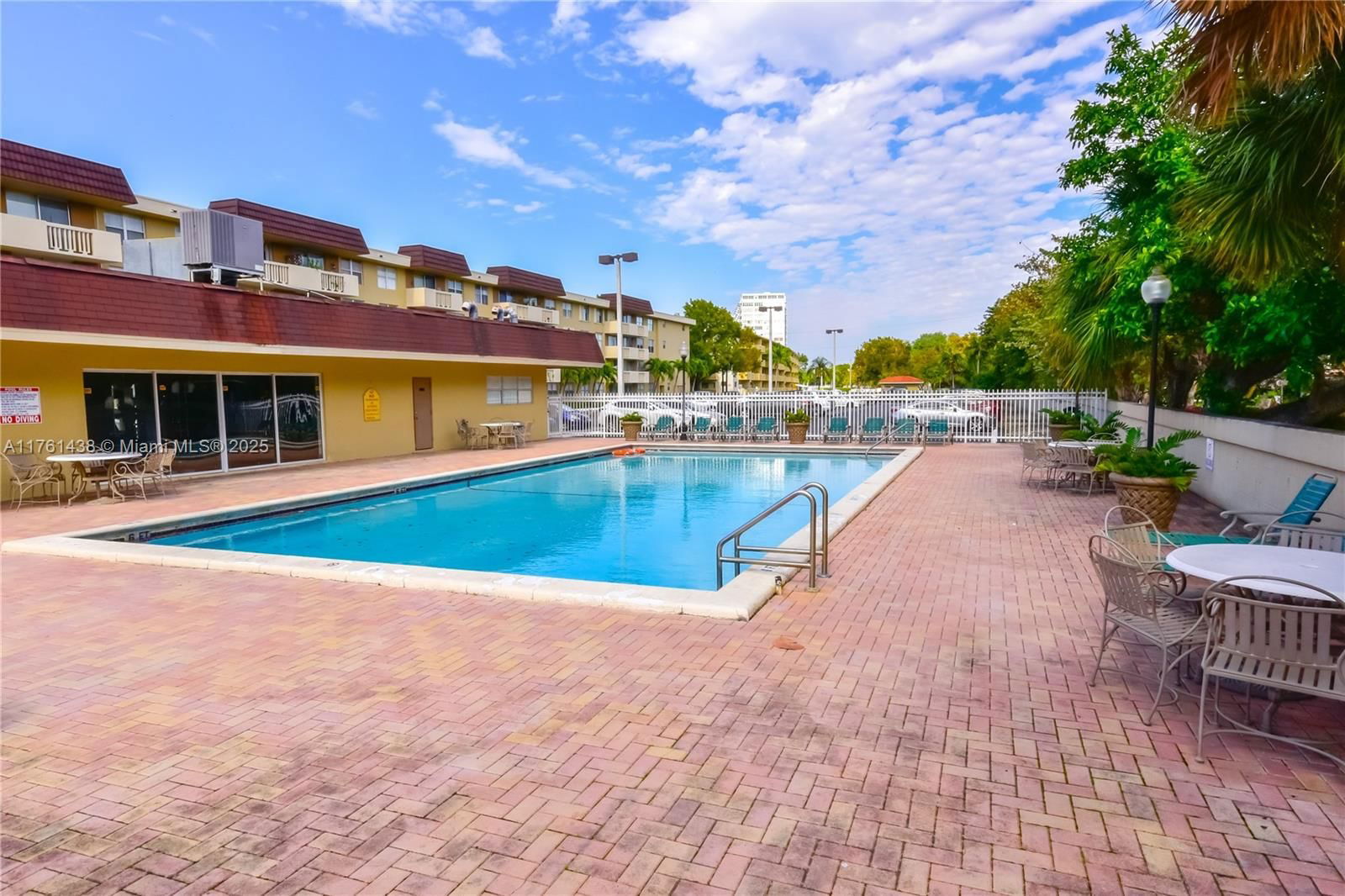 Real estate property located at 1805 Sans Souci Blvd #407, Miami-dade, Bayview Palms Condo, North Miami, FL