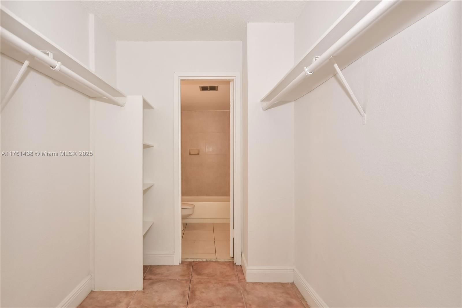 Real estate property located at 1805 Sans Souci Blvd #407, Miami-dade, Bayview Palms Condo, North Miami, FL