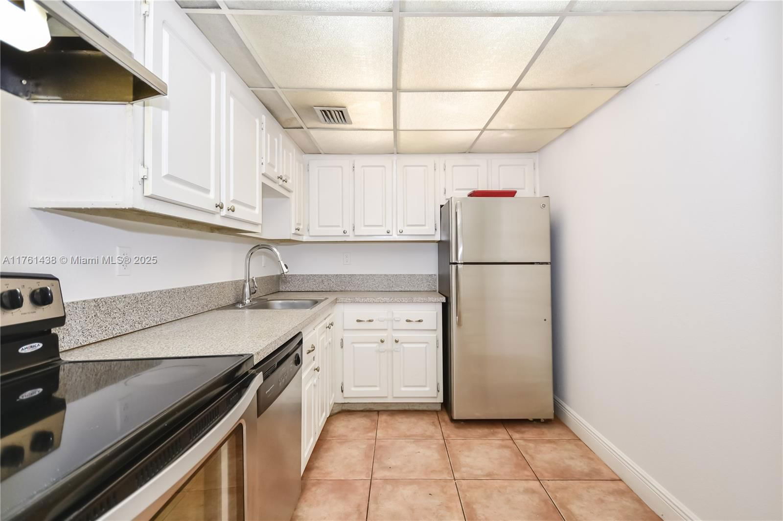 Real estate property located at 1805 Sans Souci Blvd #407, Miami-dade, Bayview Palms Condo, North Miami, FL