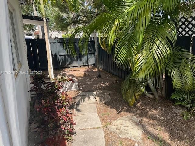Real estate property located at 617 La Villa Dr, Miami-dade, Rev Pl Sec 2 Cc Estates, Miami Springs, FL