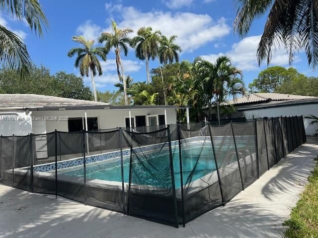 Real estate property located at 617 La Villa Dr, Miami-dade, Rev Pl Sec 2 Cc Estates, Miami Springs, FL