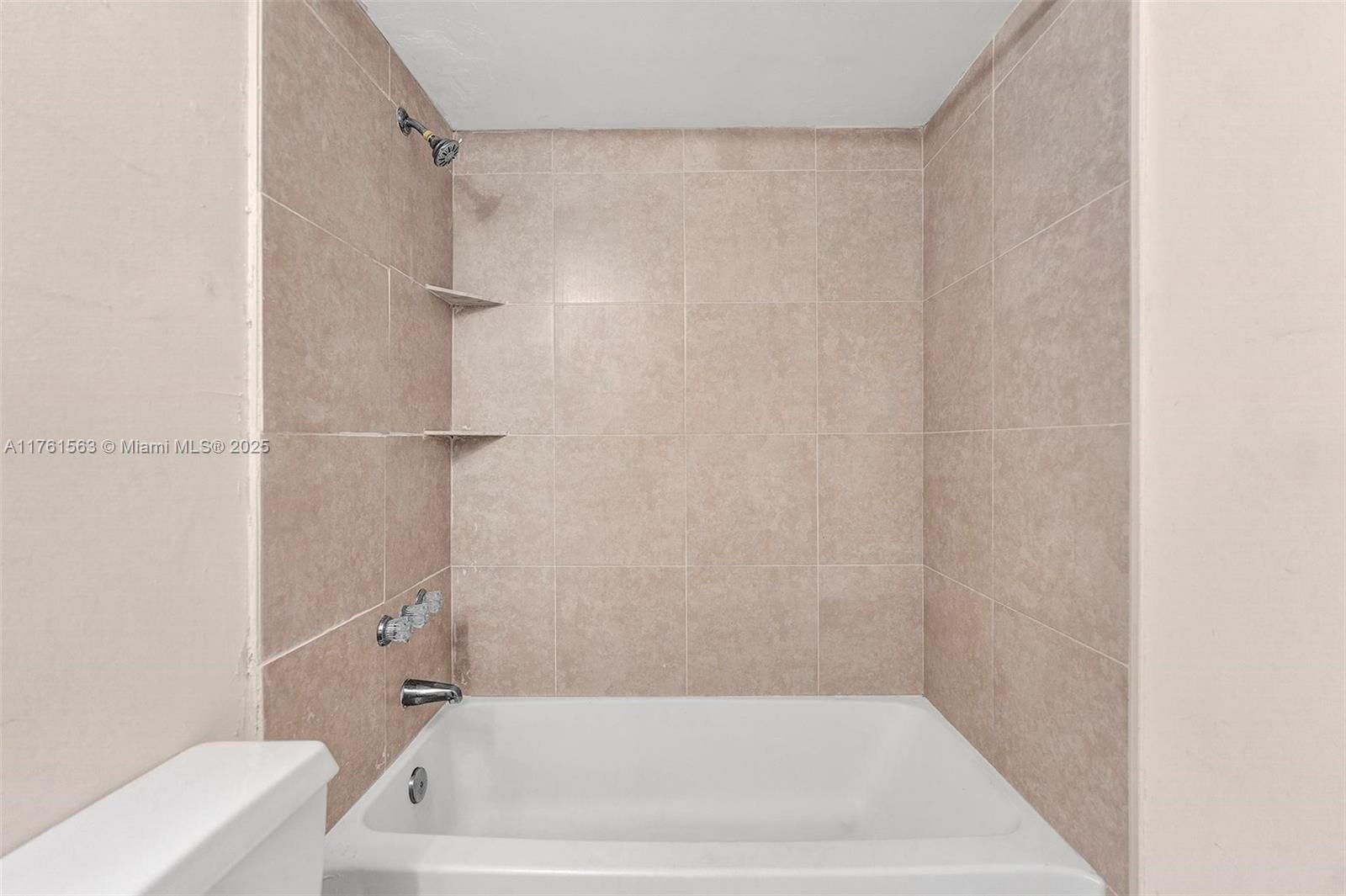 Real estate property located at 301 Palm Way #108, Broward, Palms Of Pembroke Condo, Pembroke Pines, FL