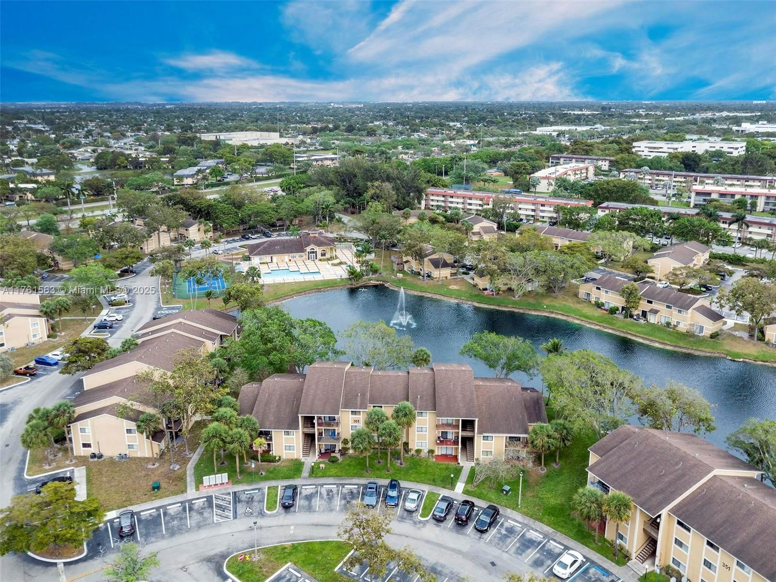 Real estate property located at 301 Palm Way #108, Broward, Palms Of Pembroke Condo, Pembroke Pines, FL