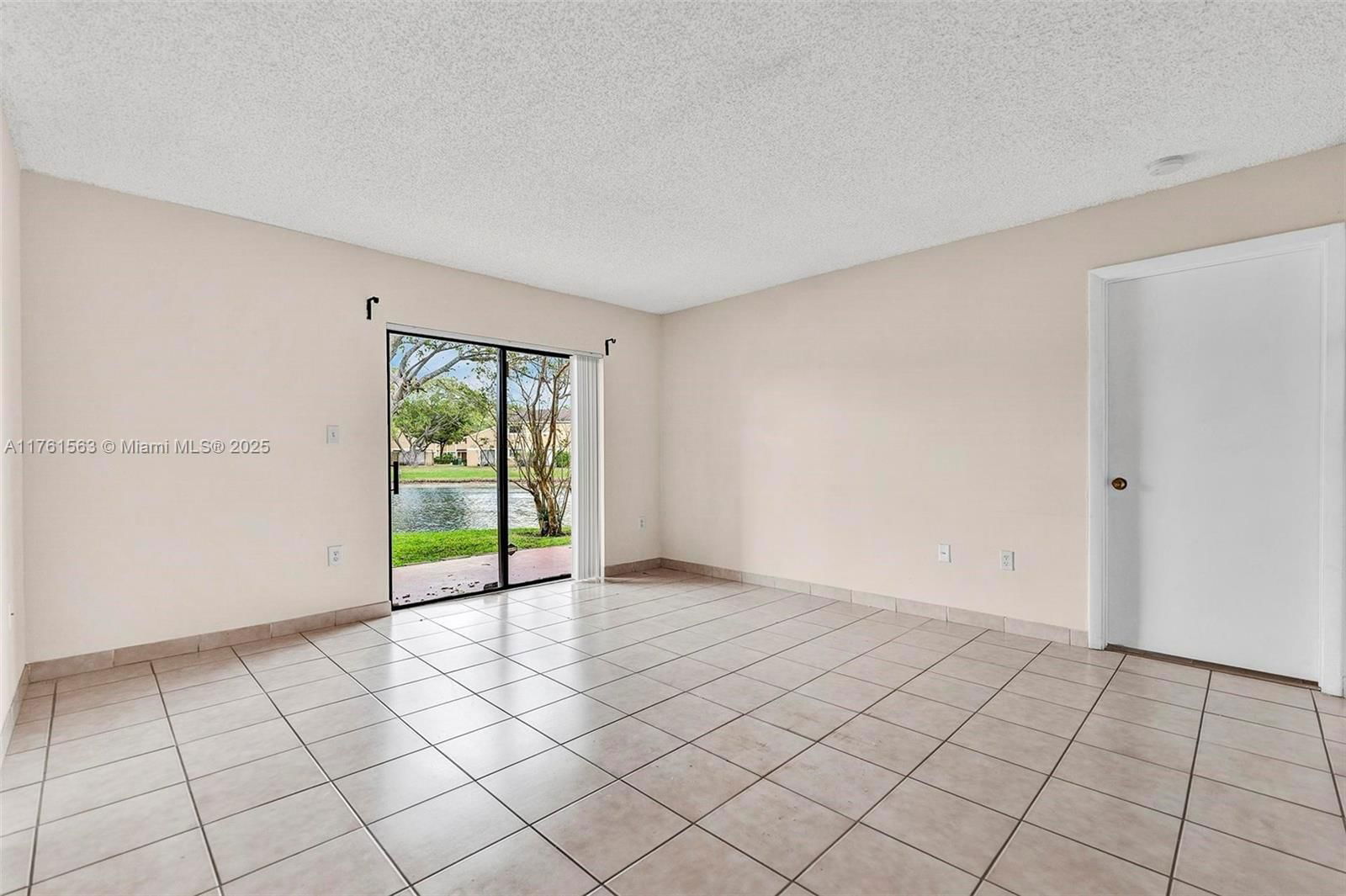 Real estate property located at 301 Palm Way #108, Broward, Palms Of Pembroke Condo, Pembroke Pines, FL