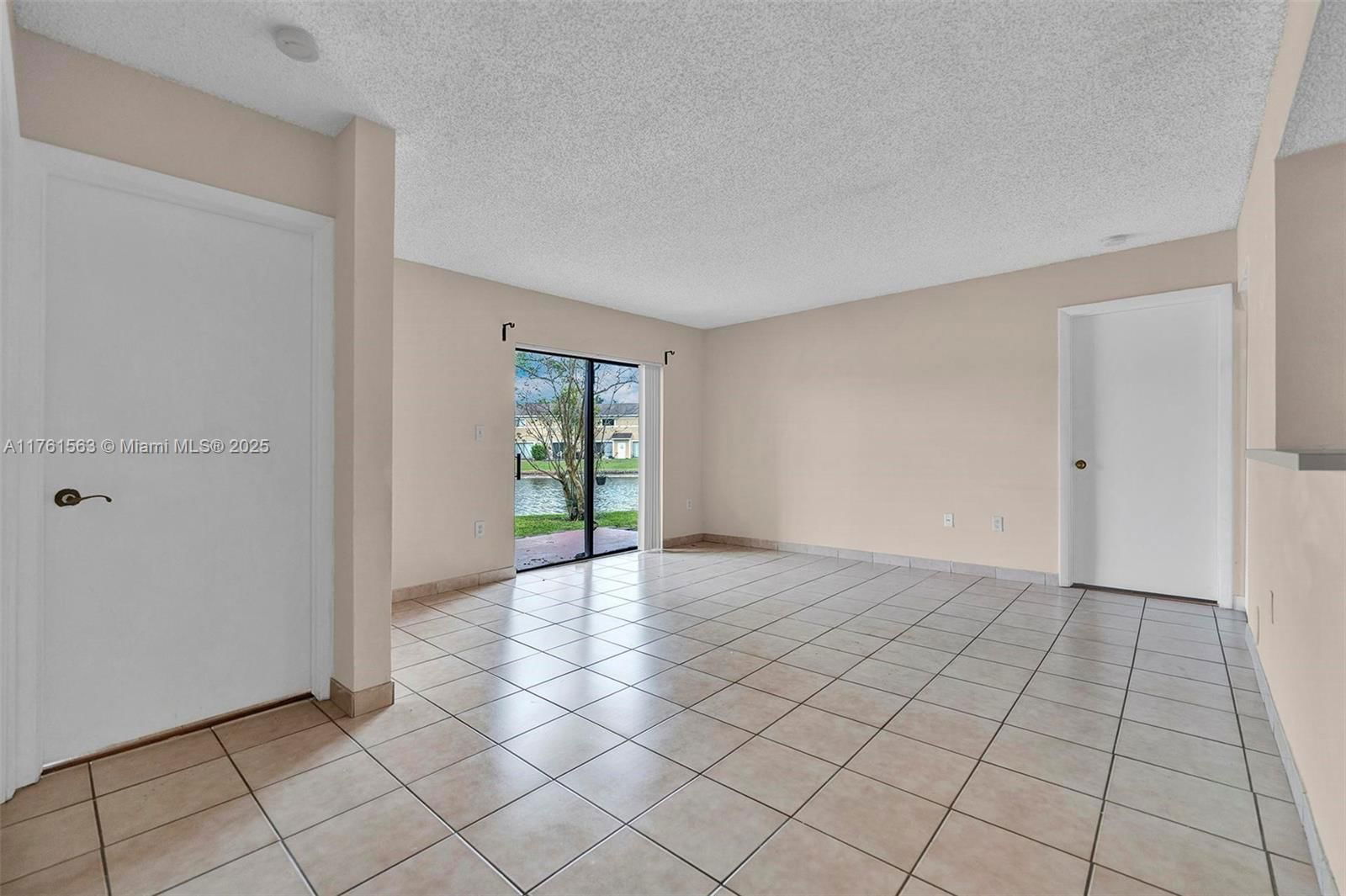 Real estate property located at 301 Palm Way #108, Broward, Palms Of Pembroke Condo, Pembroke Pines, FL