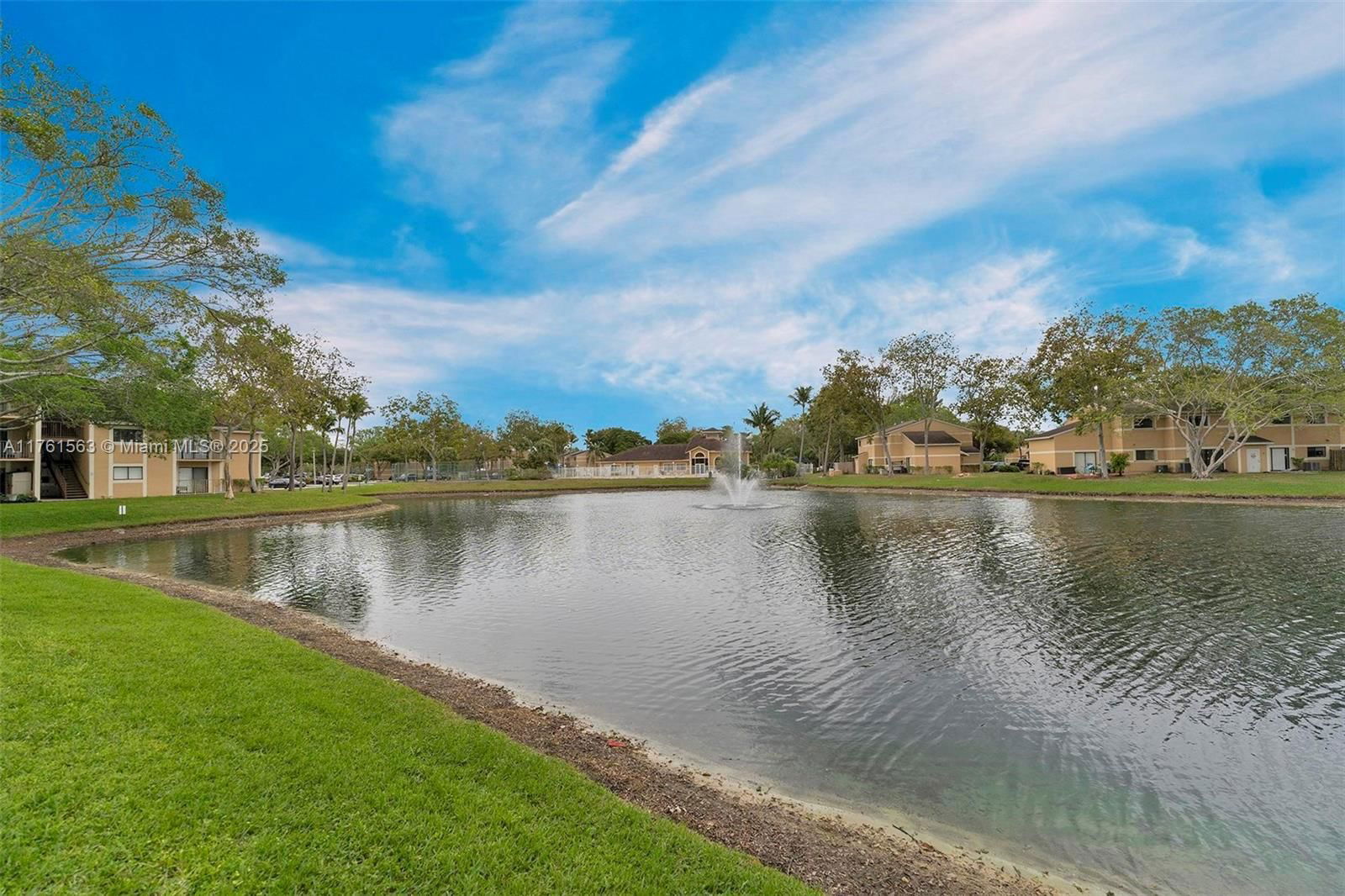 Real estate property located at 301 Palm Way #108, Broward, Palms Of Pembroke Condo, Pembroke Pines, FL