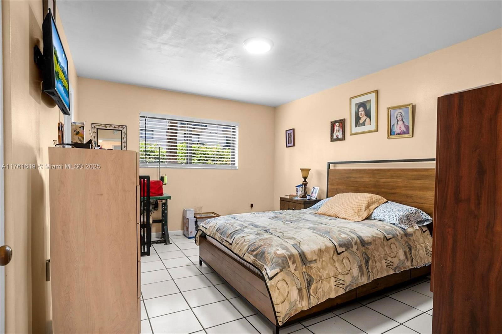Real estate property located at 5350 21st Ct #104, Miami-dade, Alameda Tower 2 Condo, Hialeah, FL