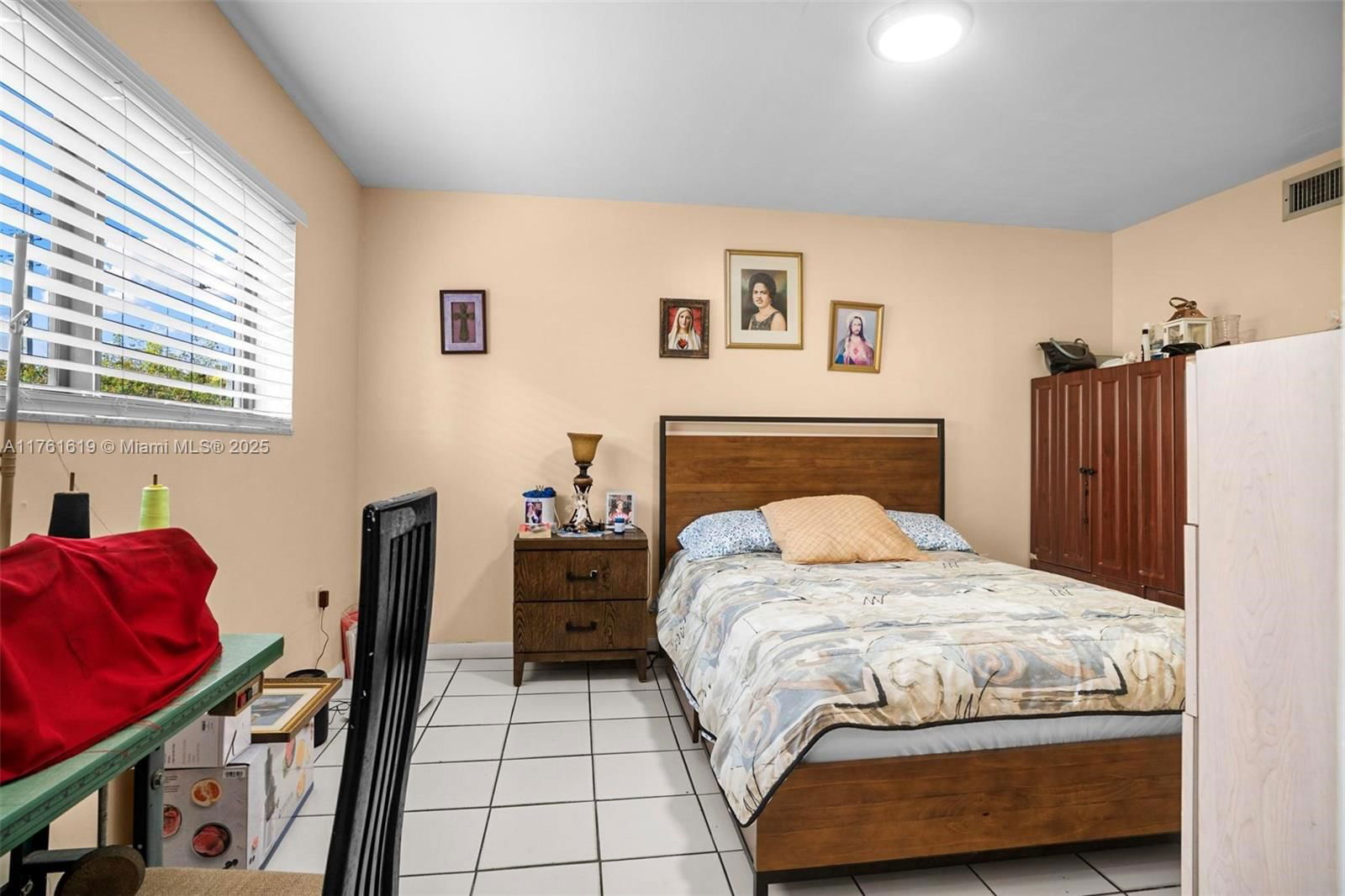 Real estate property located at 5350 21st Ct #104, Miami-dade, Alameda Tower 2 Condo, Hialeah, FL