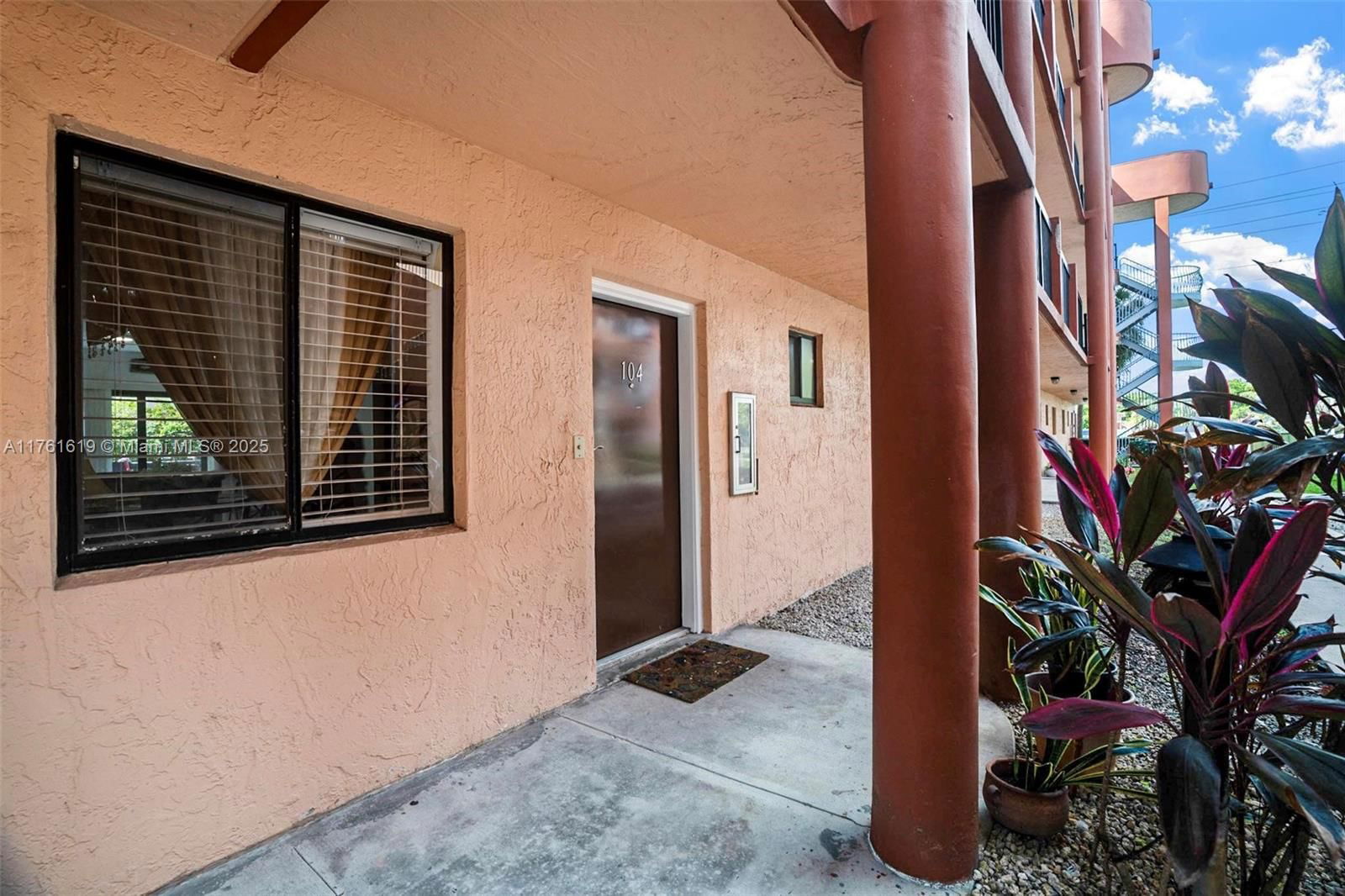 Real estate property located at 5350 21st Ct #104, Miami-dade, Alameda Tower 2 Condo, Hialeah, FL