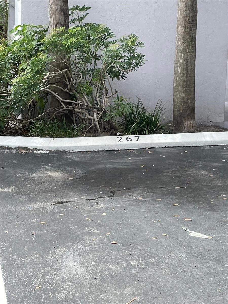 Real estate property located at 2750 76th St #201, Miami-dade, Terrazas Del Sol Condo, Hialeah, FL