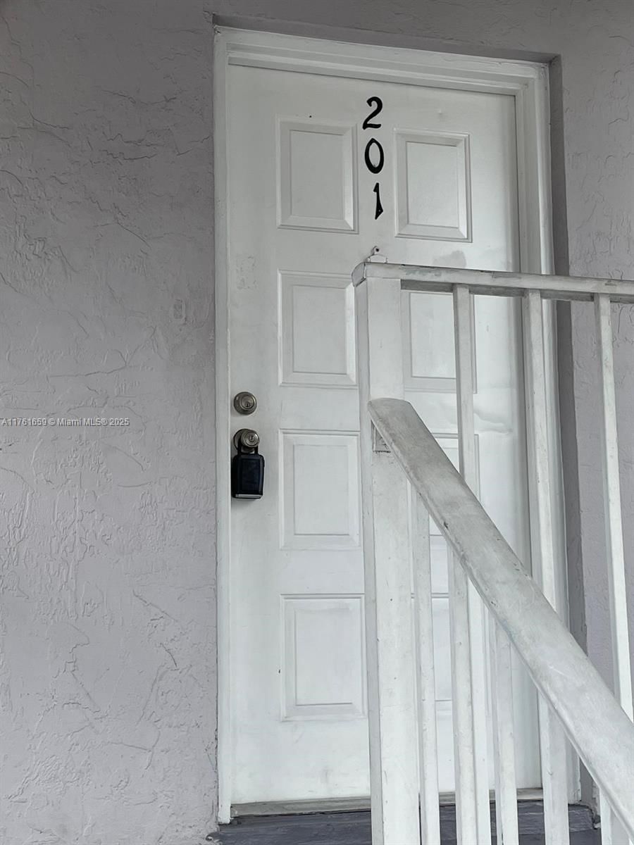 Real estate property located at 2750 76th St #201, Miami-dade, Terrazas Del Sol Condo, Hialeah, FL
