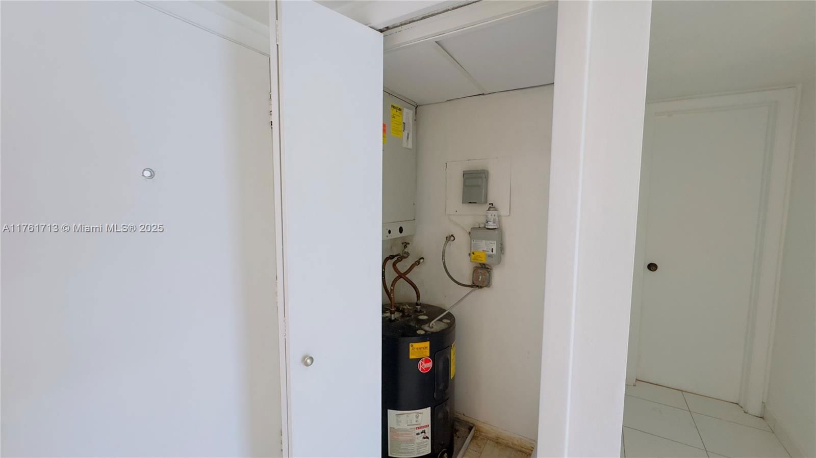 Real estate property located at 2851 Leonard Dr J204, Miami-dade, Point East Sec Ii Condo, Aventura, FL