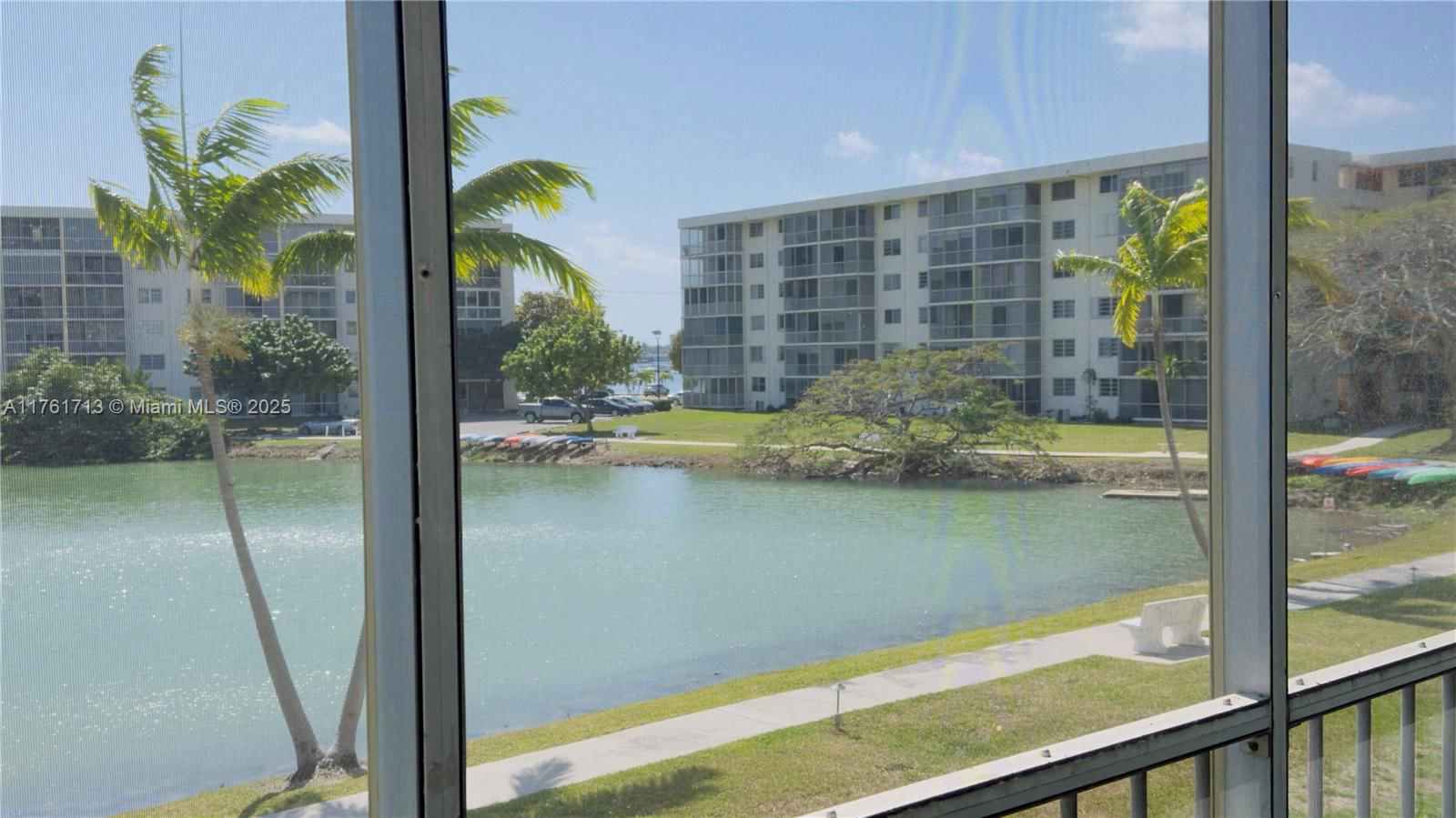 Real estate property located at 2851 Leonard Dr J204, Miami-dade, Point East Sec Ii Condo, Aventura, FL