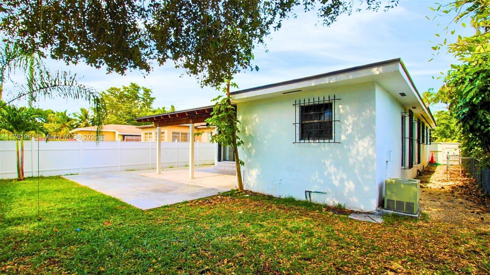 Real estate property located at 6110 Waterway, Miami-dade, Central Miami Pt 1, Miami, FL