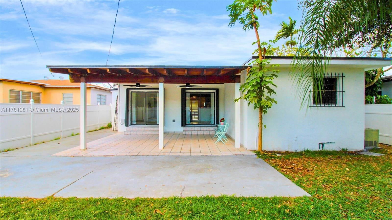 Real estate property located at 6110 Waterway, Miami-dade, Central Miami Pt 1, Miami, FL