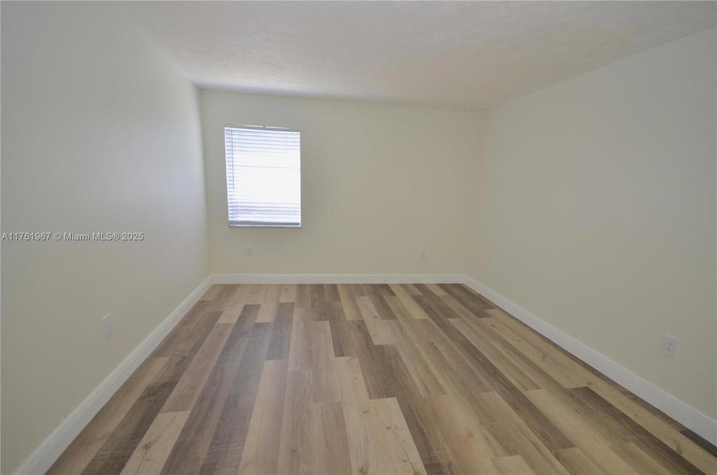 Real estate property located at 6070 18th Ave #310, Miami-dade, Palmetto Springs Condo Vi, Hialeah, FL