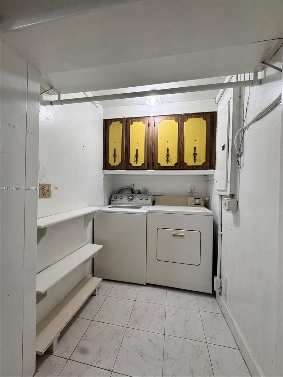 Real estate property located at 1145 70th Pl, Miami-dade, Lake View Park Sec 2, Hialeah, FL