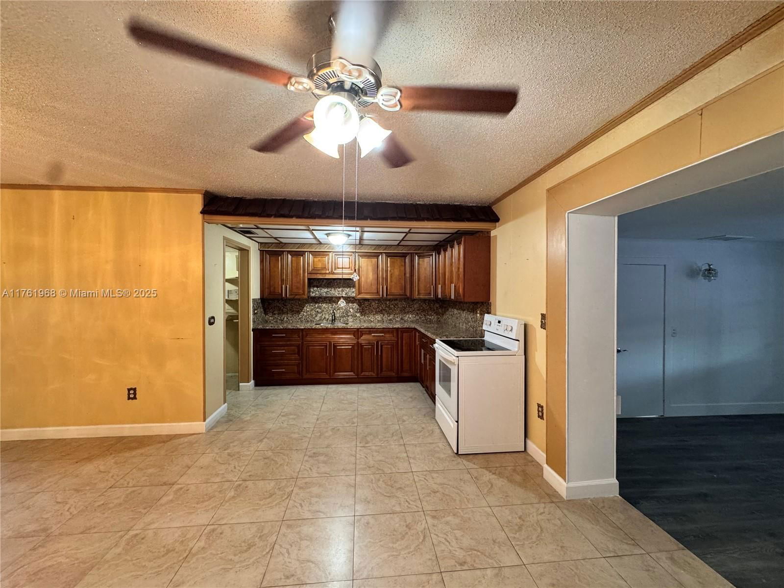 Real estate property located at 1145 70th Pl, Miami-dade, Lake View Park Sec 2, Hialeah, FL