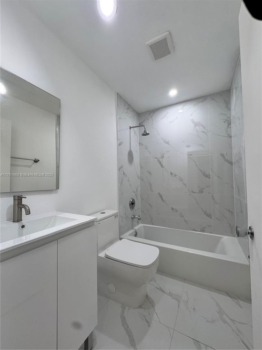 Real estate property located at 1145 70th Pl, Miami-dade, Lake View Park Sec 2, Hialeah, FL