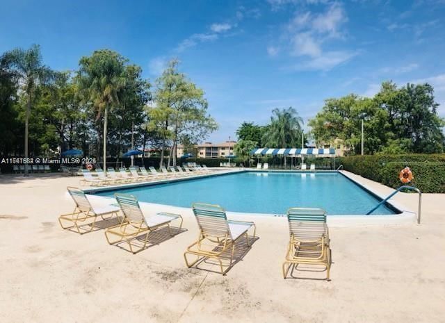 Real estate property located at 7740 50th St #210, Broward, Cascades Of Lauderhill 2, Lauderhill, FL