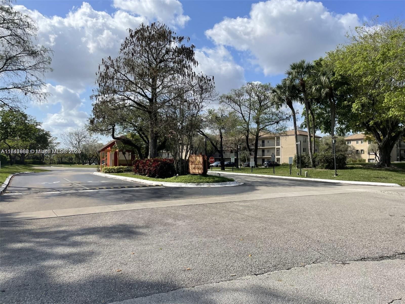 Real estate property located at 7740 50th St #210, Broward, Cascades Of Lauderhill 2, Lauderhill, FL