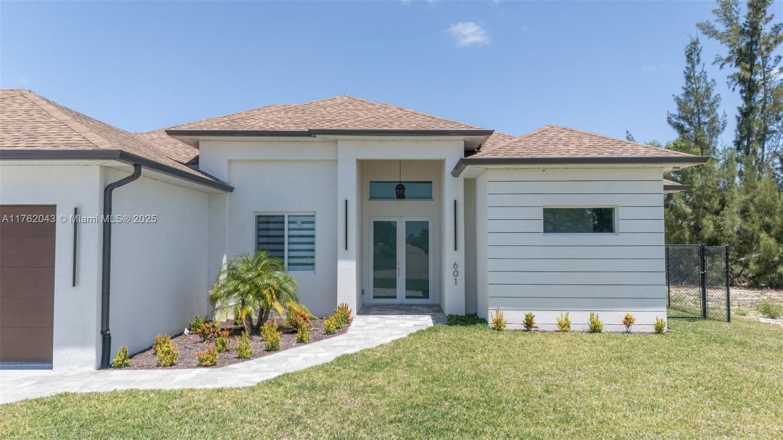 Real estate property located at 601 SW 13TH ST, Lee, Cape Coral, Cape Coral, FL