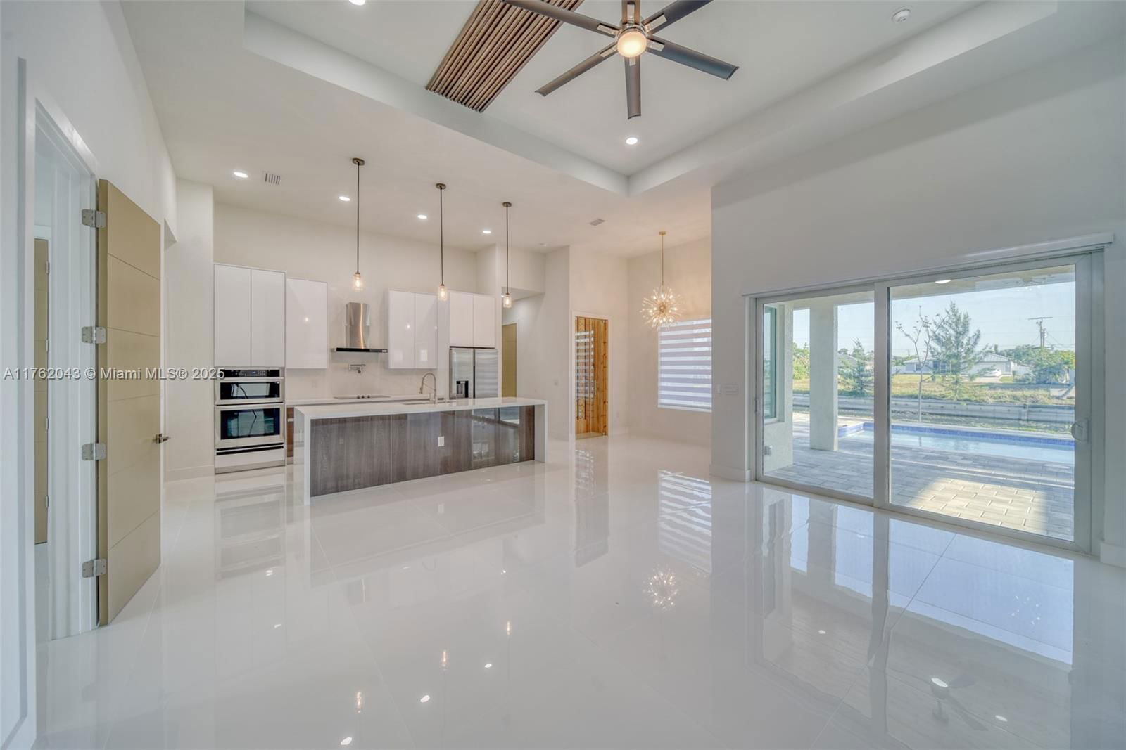 Real estate property located at 601 SW 13TH ST, Lee, Cape Coral, Cape Coral, FL