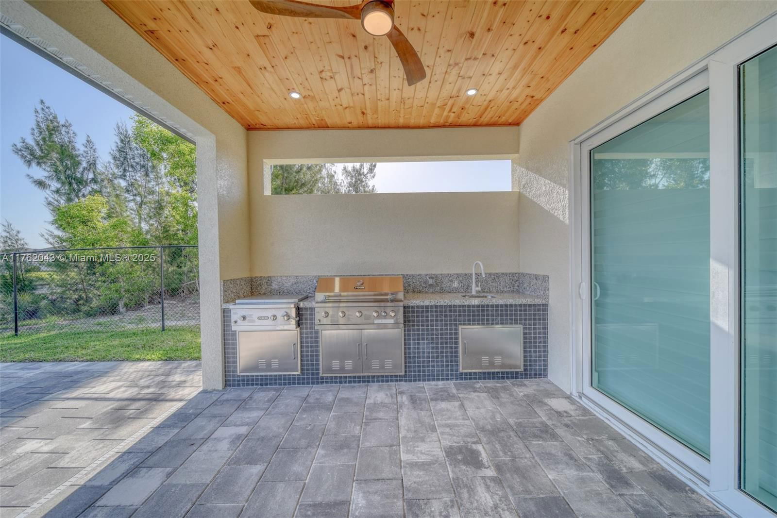 Real estate property located at 601 SW 13TH ST, Lee, Cape Coral, Cape Coral, FL