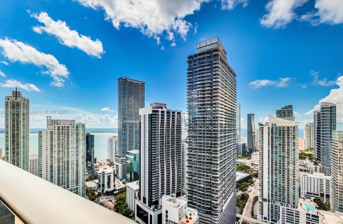 Real estate property located at 45 9th St #4104, Miami-dade, Brickell Heights East Con, Miami, FL