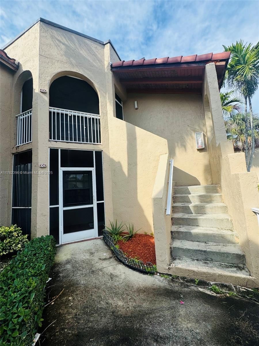 Real estate property located at 8630 3rd St #204, Broward, Windmill Lakes Ii Condo, Pembroke Pines, FL