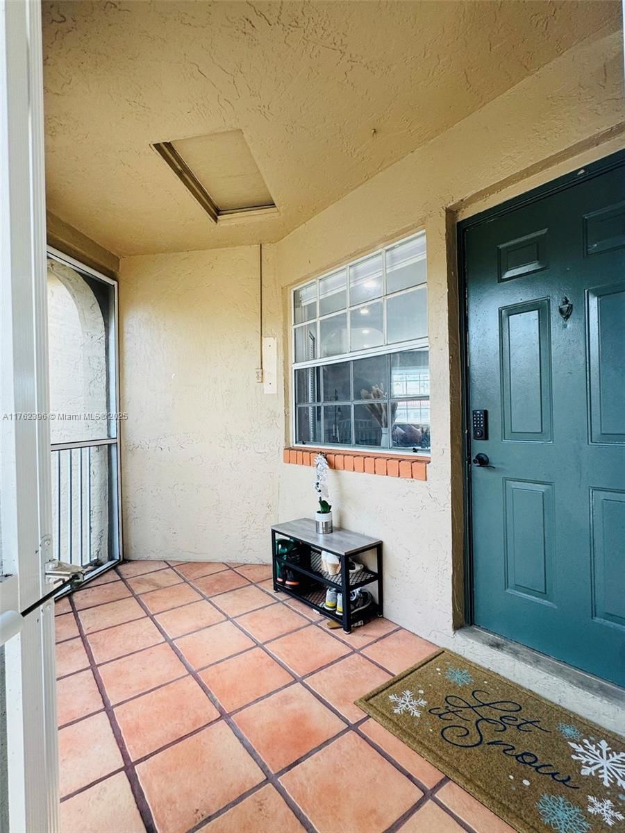 Real estate property located at 8630 3rd St #204, Broward, Windmill Lakes Ii Condo, Pembroke Pines, FL