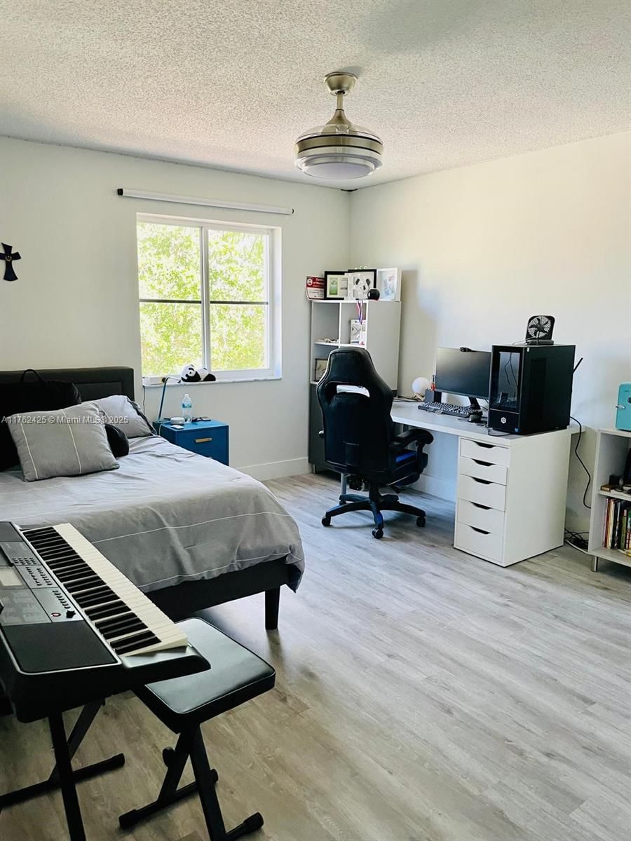 Real estate property located at 1652 Orchid Bnd, Broward, Sector 2-parcels 1 2 3 4, Weston, FL