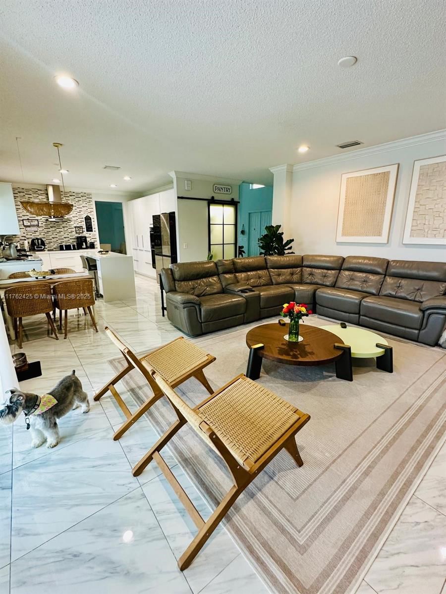 Real estate property located at 1652 Orchid Bnd, Broward, Sector 2-parcels 1 2 3 4, Weston, FL