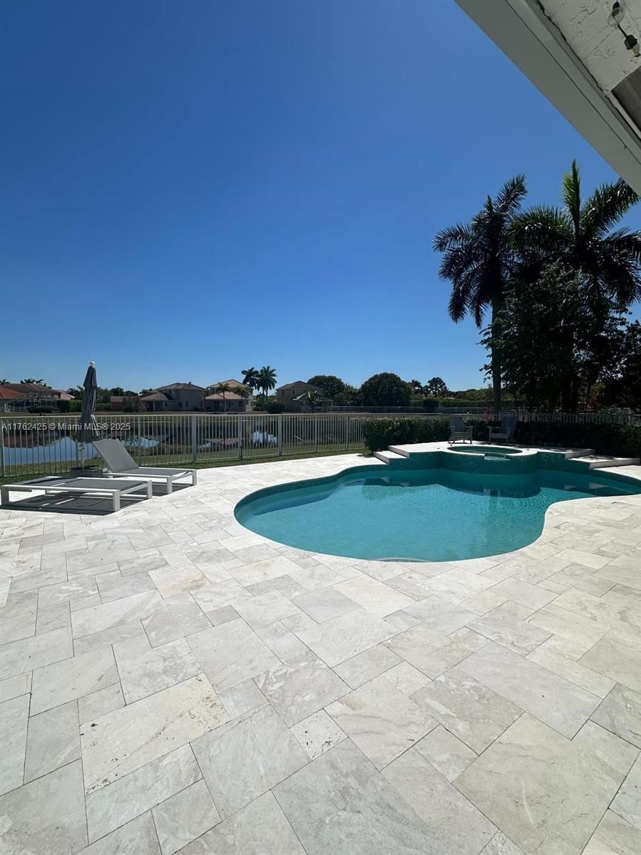 Real estate property located at 1652 Orchid Bnd, Broward, Sector 2-parcels 1 2 3 4, Weston, FL