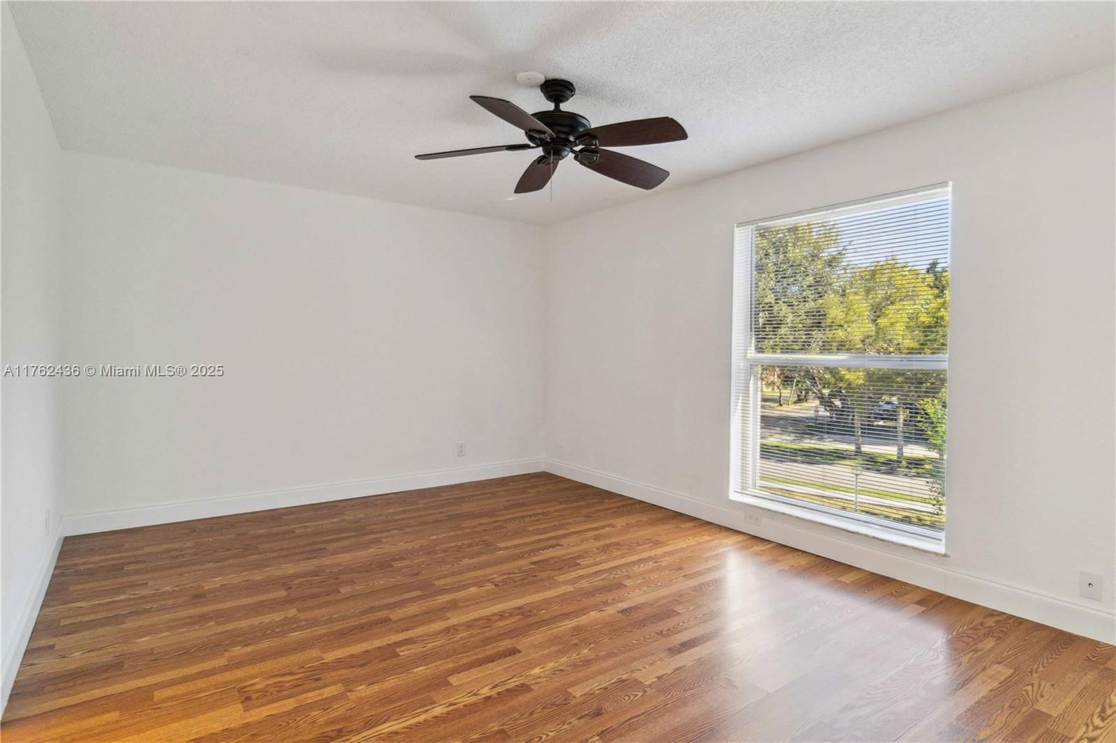 Real estate property located at 8300 Sands Point Blvd K304, Broward, Sands Point Condominium I, Tamarac, FL